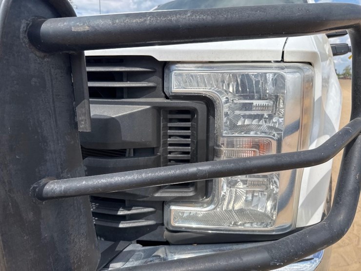 2019-ford-f250-xl-image-22