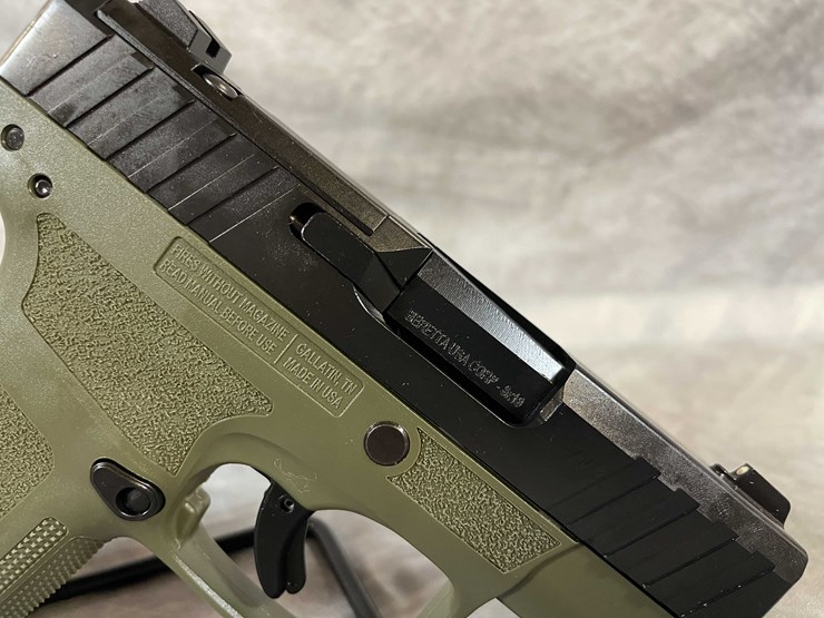 #4785-•-beretta-apx-a1-compact-9mm-luger-pistol,-sn:-axc150906-image-12