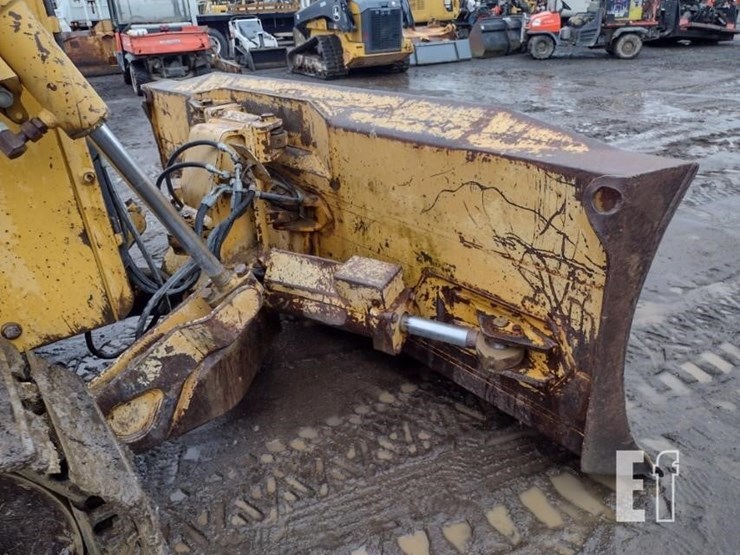 1997-deere-750c-image-15