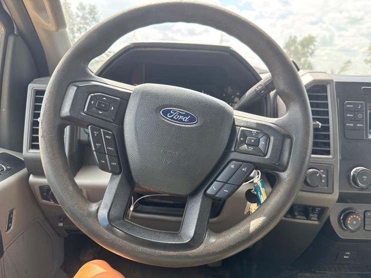 2019-ford-f250-xl-image-29