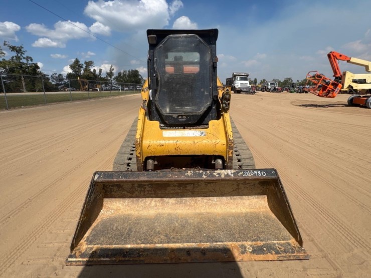 2012-caterpillar-259b3-image-3