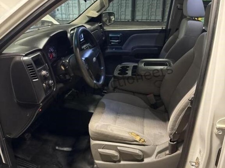 2015-chevrolet-silverado-1500-image-23