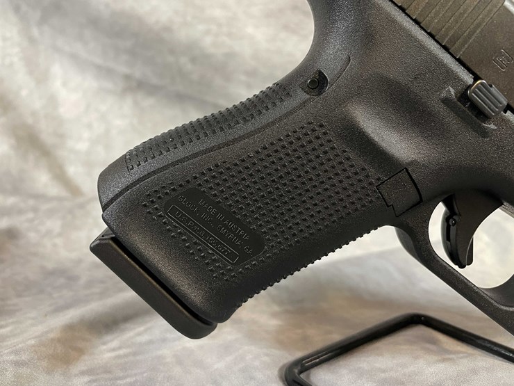 #4777-•-glock-19-gen-5-9mm-luger-pistol,-sn:-cesf245-image-6