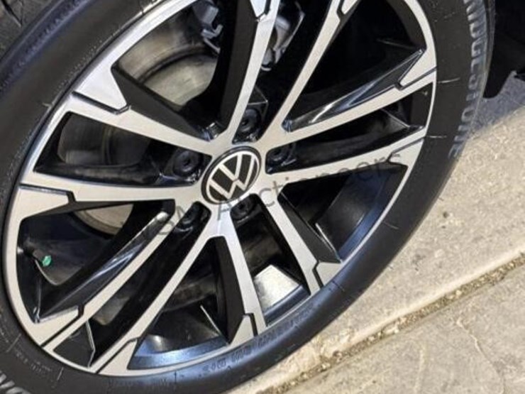 2022-volkswagen-jetta-sport-sdn-image-10
