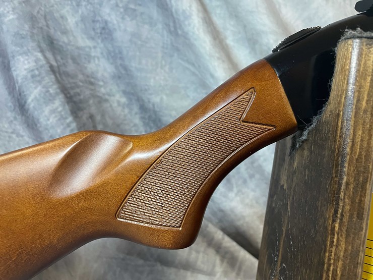 #4864-•-mossberg-model-500-12-ga.-pump-action-shotgun,-sn:-v1385461-image-7