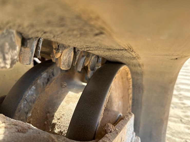 2012-caterpillar-259b3-image-15
