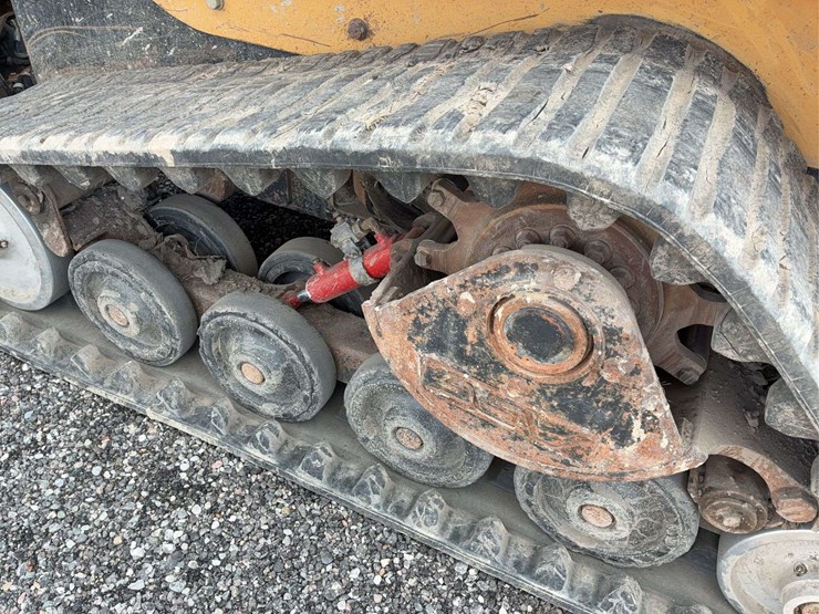 2005-caterpillar-257b-image-14