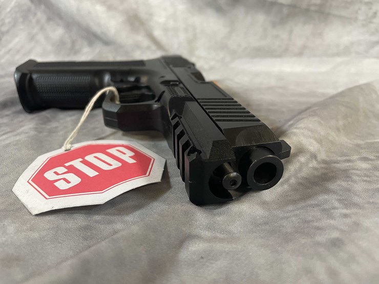 #4787-•-rock-island-stk100-9mm-luger-pistol,-sn:-ria2884305-image-4