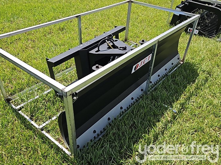 unused-jct-84"-dozer-blade-to-suit-skidsteer-image-4