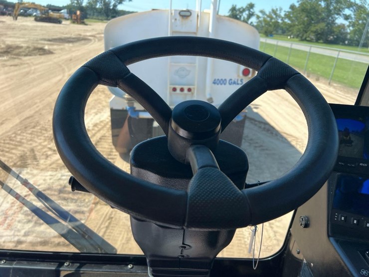 2021-prinoth-panther-t14r-image-27