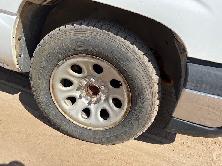 2007-chevrolet-silverado-image-11