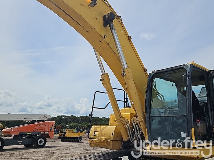 2016-komatsu-pc360-lc-11-image-19