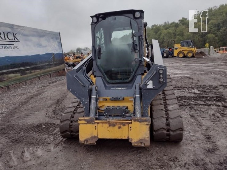 2022-deere-333g-image-2