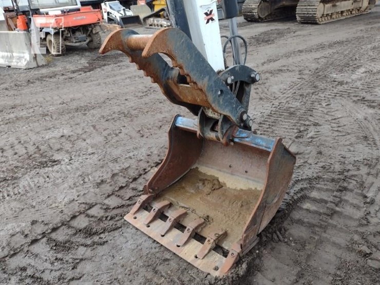2023-bobcat-e60-image-19
