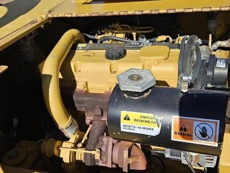 2012-all-terrain-forklift-image-13