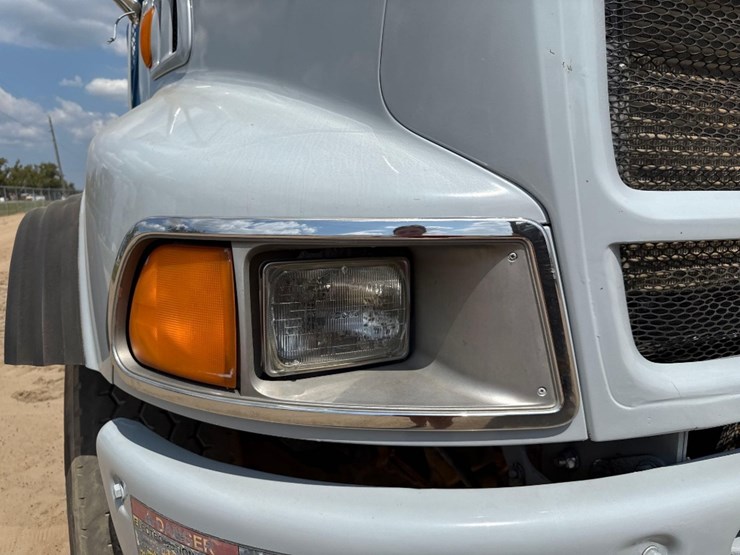 1997-ford-boom-truck-image-21