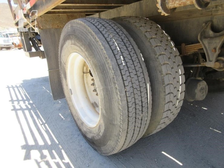 2014-international-durastar-4300-image-24