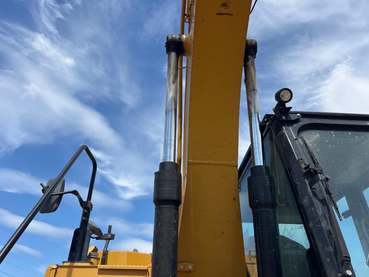 2016-caterpillar-313fl-image-13