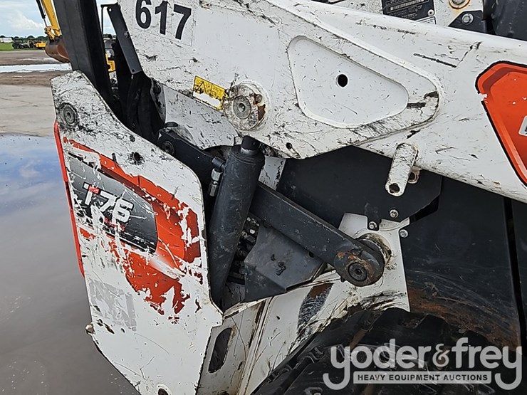 2021-bobcat-t76-image-11