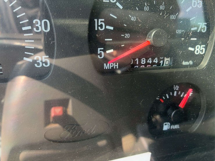 1997-ford-l8501-image-36