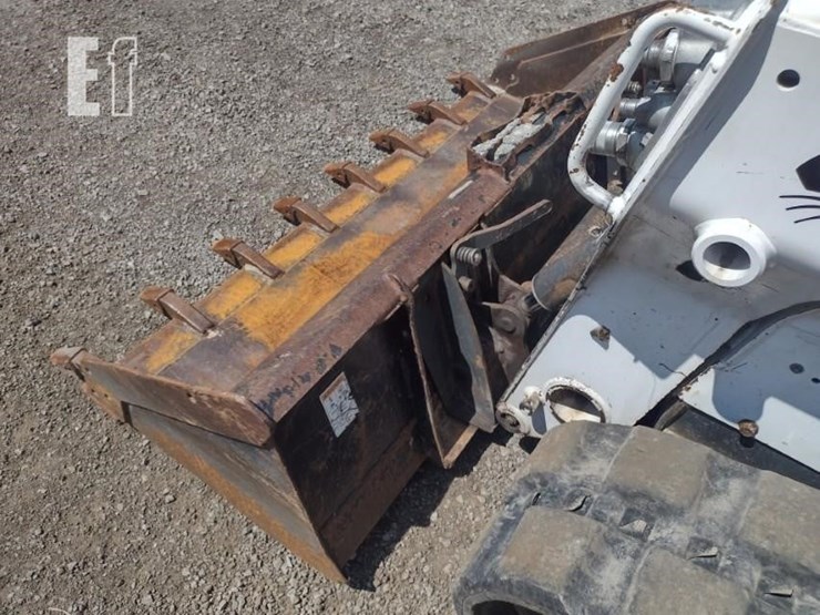 2020-bobcat-t590-image-19