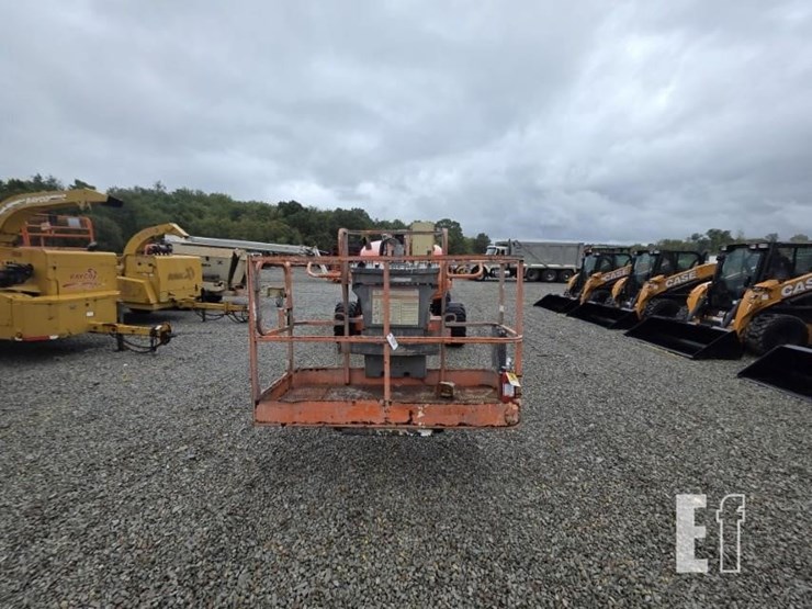 2015-jlg-450aj-image-2