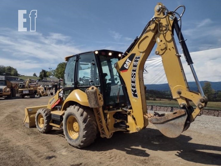 2015-caterpillar-420f-image-42