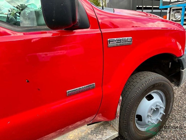 2006-ford-f350-image-19