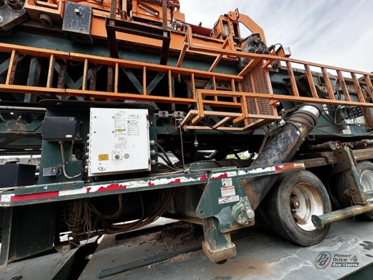 2008-caterpillar-c18-image-4