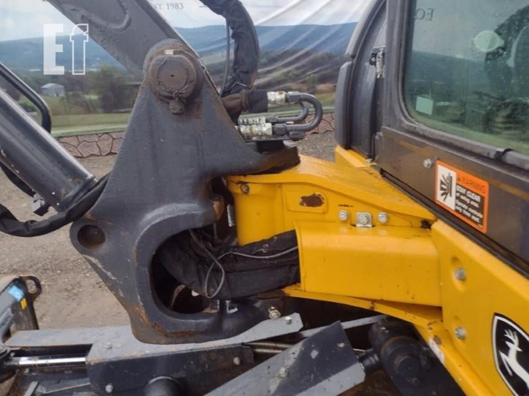 2023-deere-50g-image-25