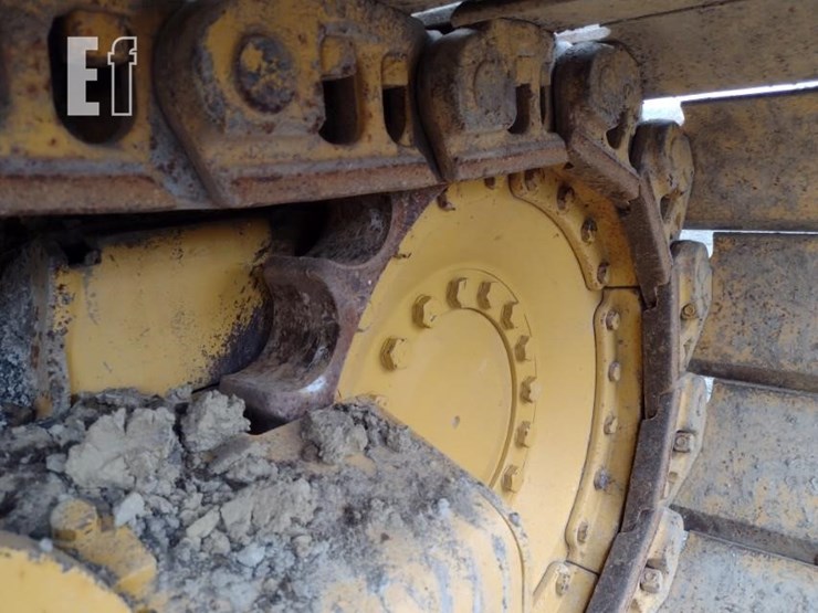 2007-deere-700j-lgp-image-23