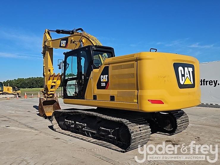 2019-caterpillar-320-image-4