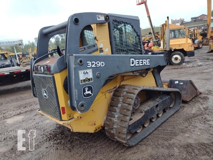 deere-329d-image-38