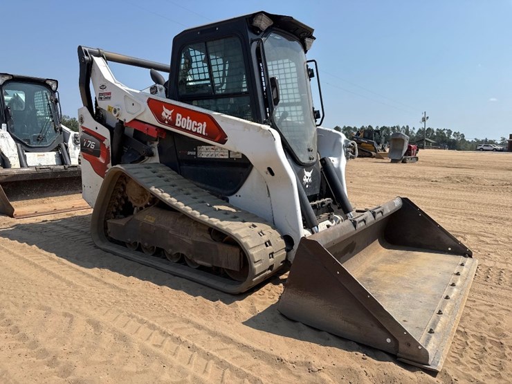 2020-bobcat-t76-image-4