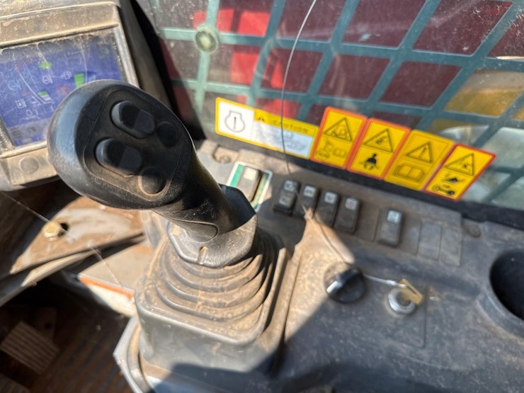 takeuchi-tl12r2-image-34