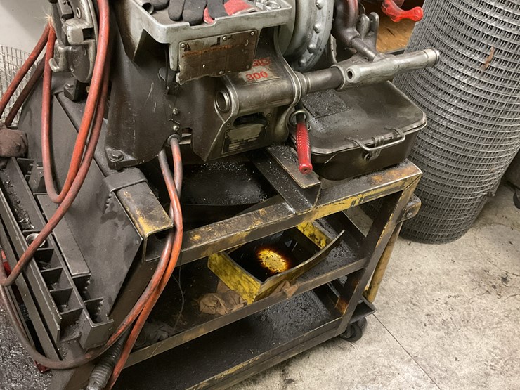 #123-•-ridgid-pipe-threader-image-2