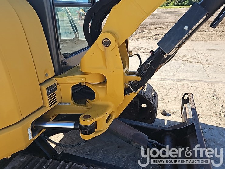 2014-caterpillar-305e-cr-image-14