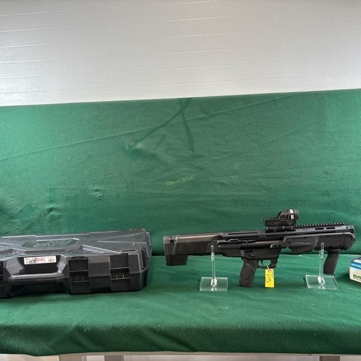 Smith & Wesson M&P 12 Pump Shotgun