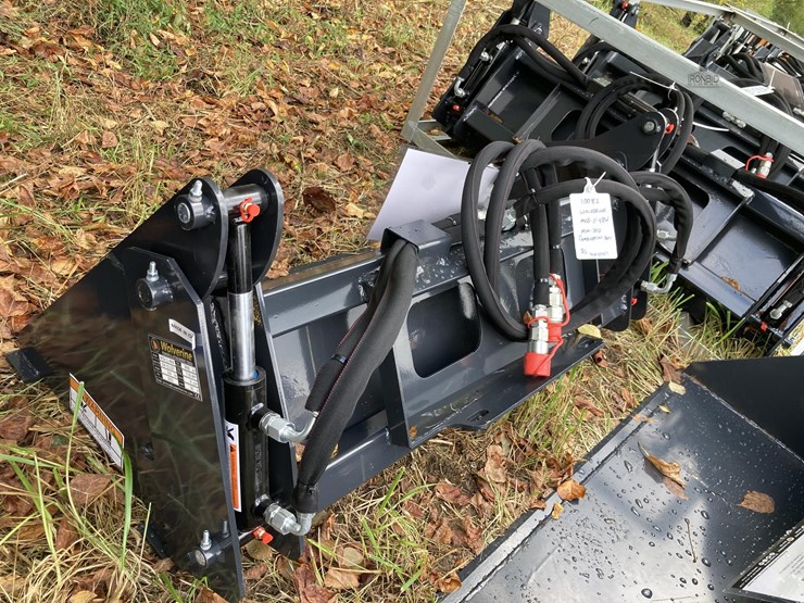 wolverine-mcb-11-48w-mini-skid-combination-bucket-image-3