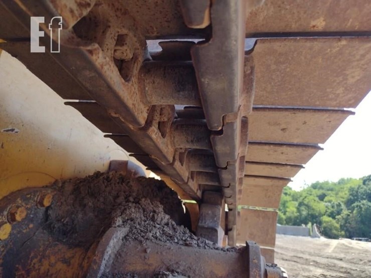 2012-deere-700j-lt-image-27