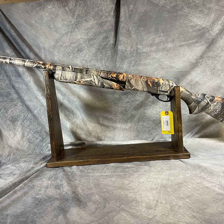 #4860 • Remington 870 Super Magnum 12 Ga. Pump Action Shotgun, SN: CC71272D