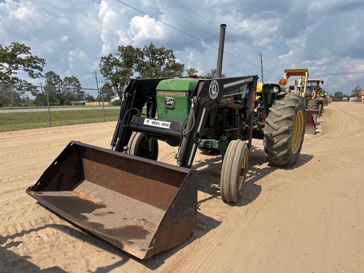 john-deere-2350-image-2