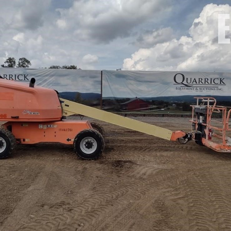 2016 JLG 400S