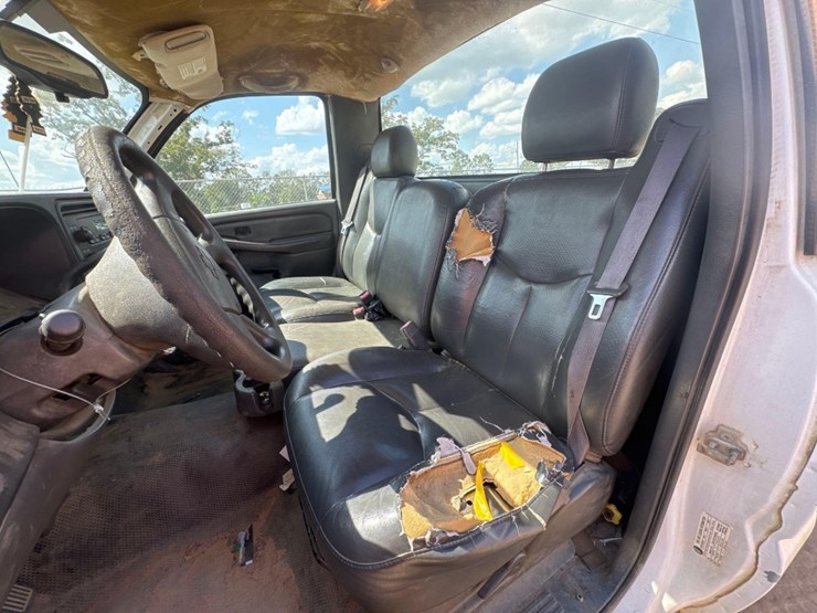 2007-chevrolet-silverado-image-22