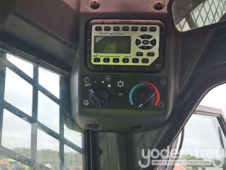2023-takeuchi-tl6r-image-23