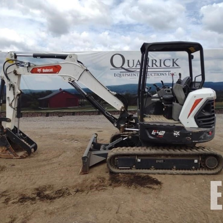 2023 BOBCAT E42