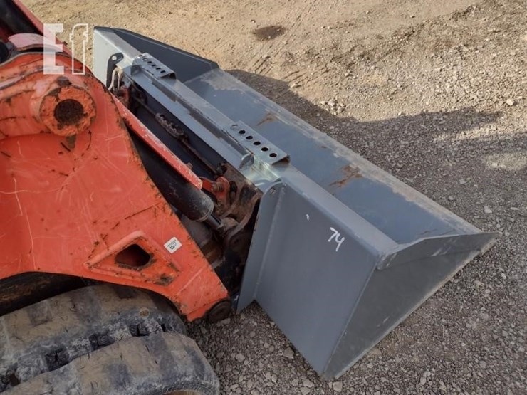 kubota-svl65-2-image-16