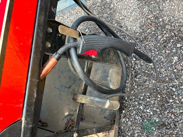 craftsman-wire-feed-welder-image-2