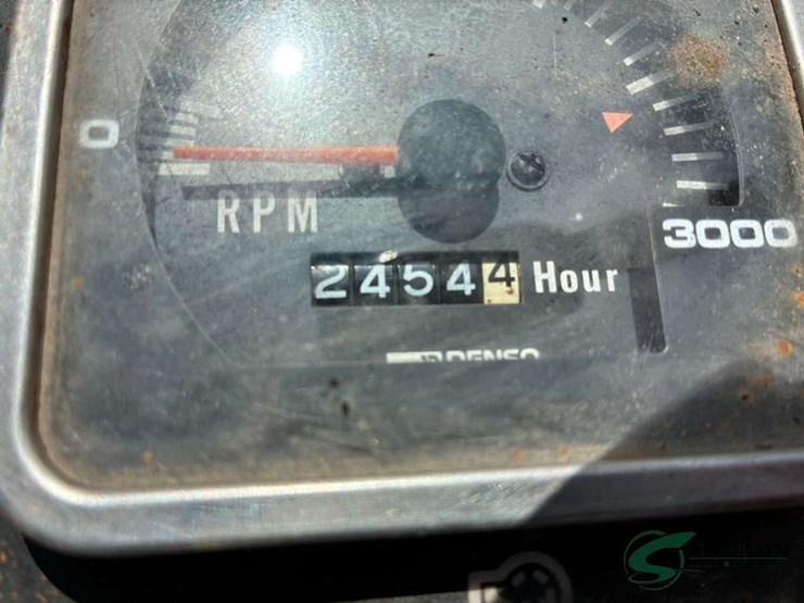 2002-kubota-f2000-image-18