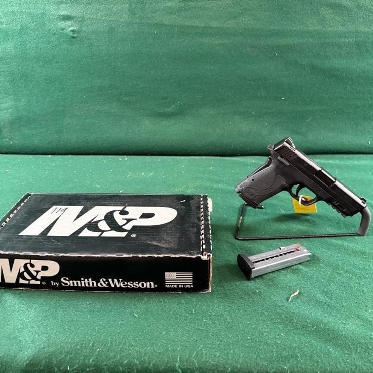 Smith & Wesson M&P Shield 9mm Pistol